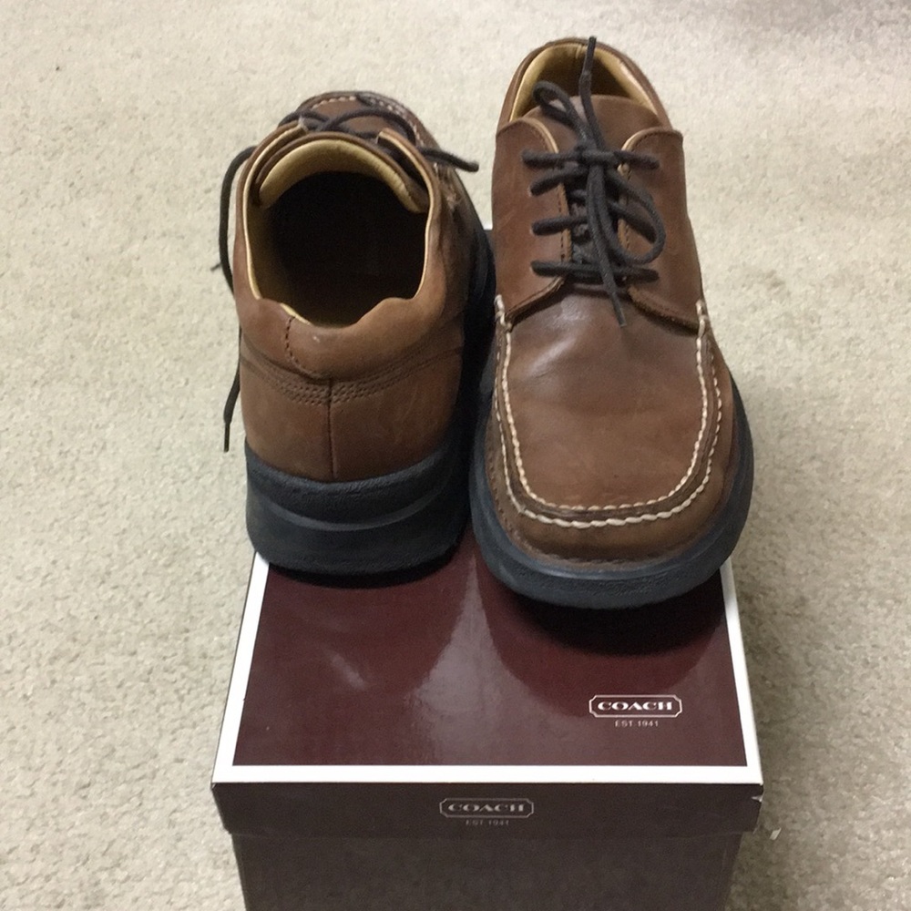 Men’s soft chestnut brown leather dress shoes